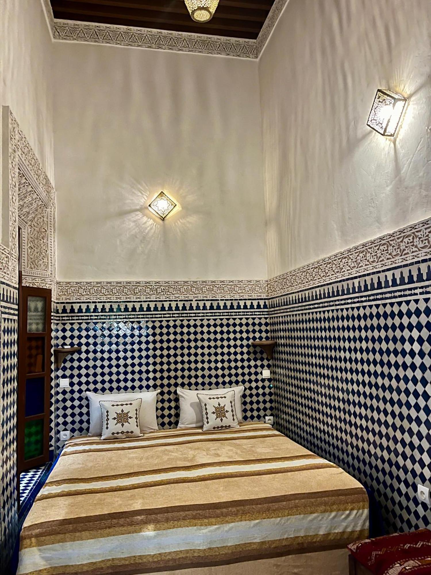 Dar Atlas Fez Buitenkant foto
