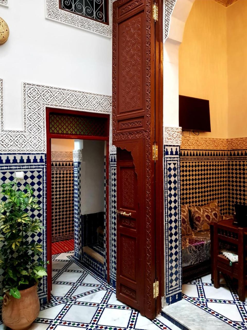 Dar Atlas Fez Buitenkant foto